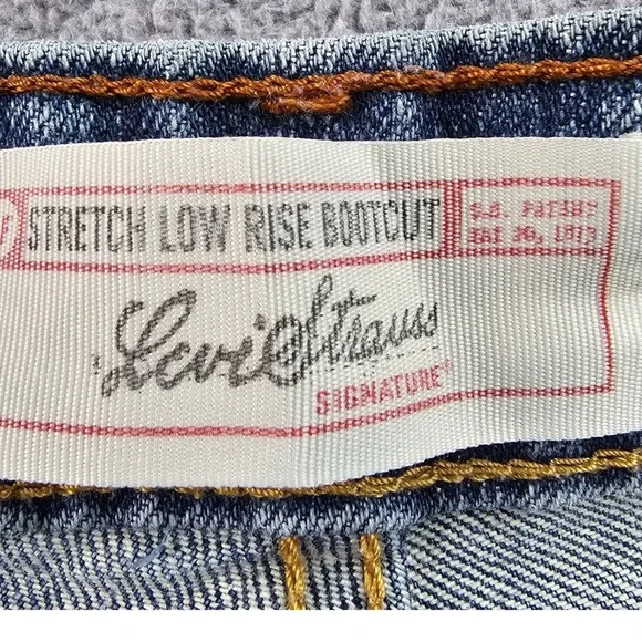 Signature by Levi Strauss & Co. Bootcut Jeans Women's 10 Blue Stretch Low Rise - Picture 11 of 15